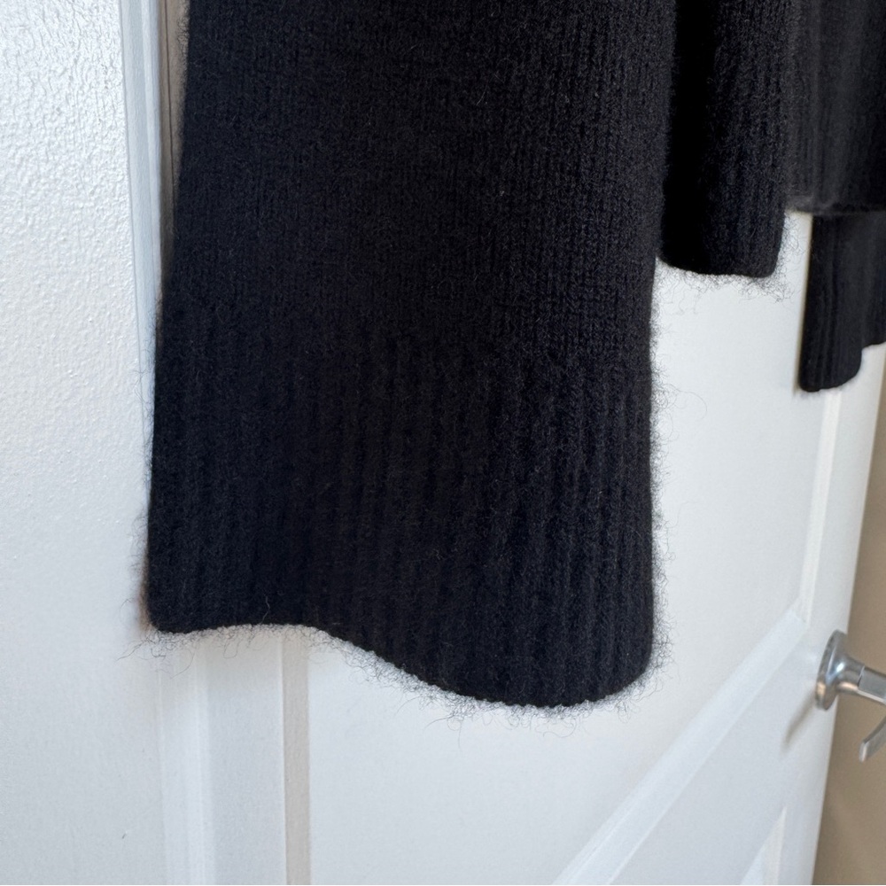 NWT!! QUINCE Women's Mongolian Cashmere Structured Cardigan Sweater Black Large - Picture 7 of 14